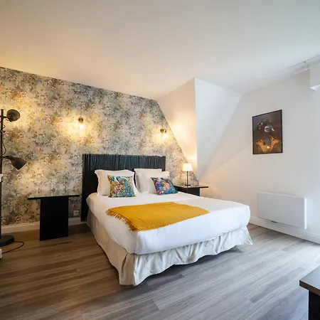 De La Briere Et Restaurant Les Krapados ホテル サン・リファール