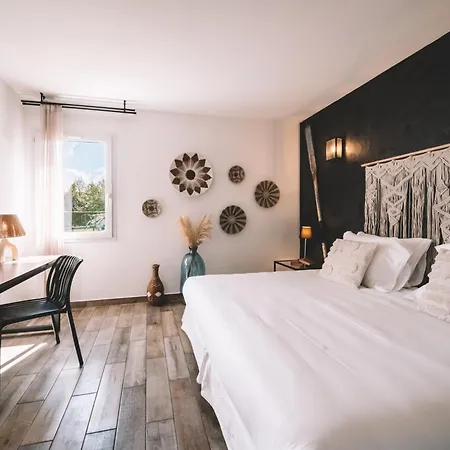 Hotel De La Brière Et Restaurant Les Krapados Saint-Lyphard