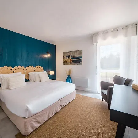 De La Briere Et Restaurant Les Krapados ホテル