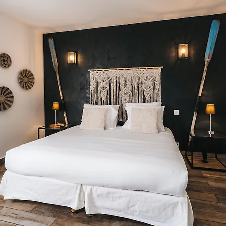 De La Briere Et Restaurant Les Krapados ホテル サン・リファール