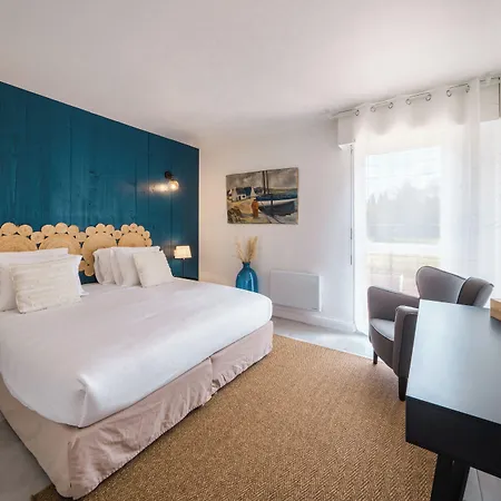 De La Briere Et Restaurant Les Krapados