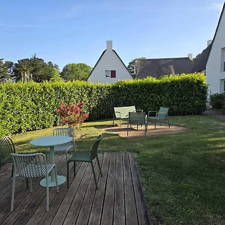 De La Briere Et Restaurant Les Krapados Hotel Saint-Lyphard