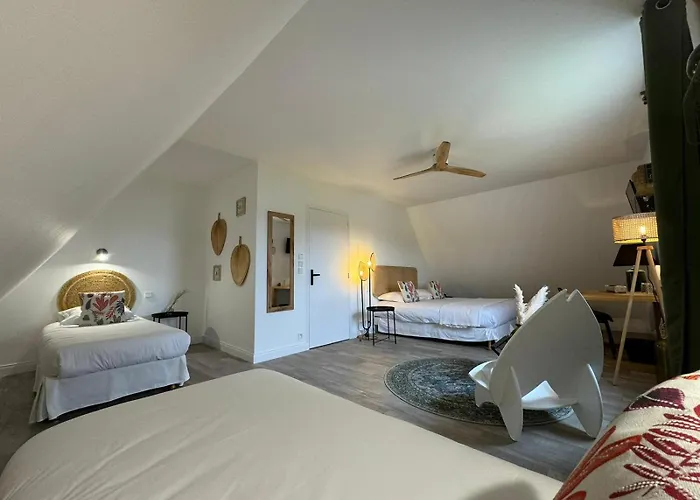 Hotel De La Brière Et Restaurant Les Krapados Saint-Lyphard