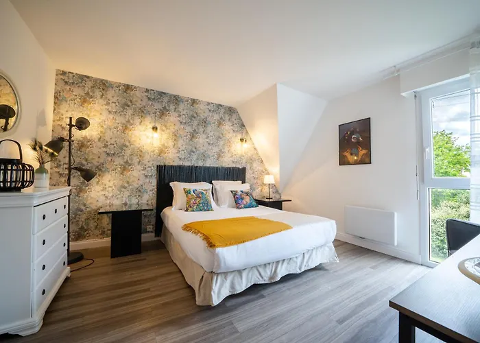 De La Brière Et Restaurant Les Krapados Hotel Saint-Lyphard