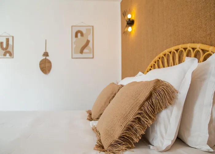 Hotel De La Brière Et Restaurant Les Krapados 3*